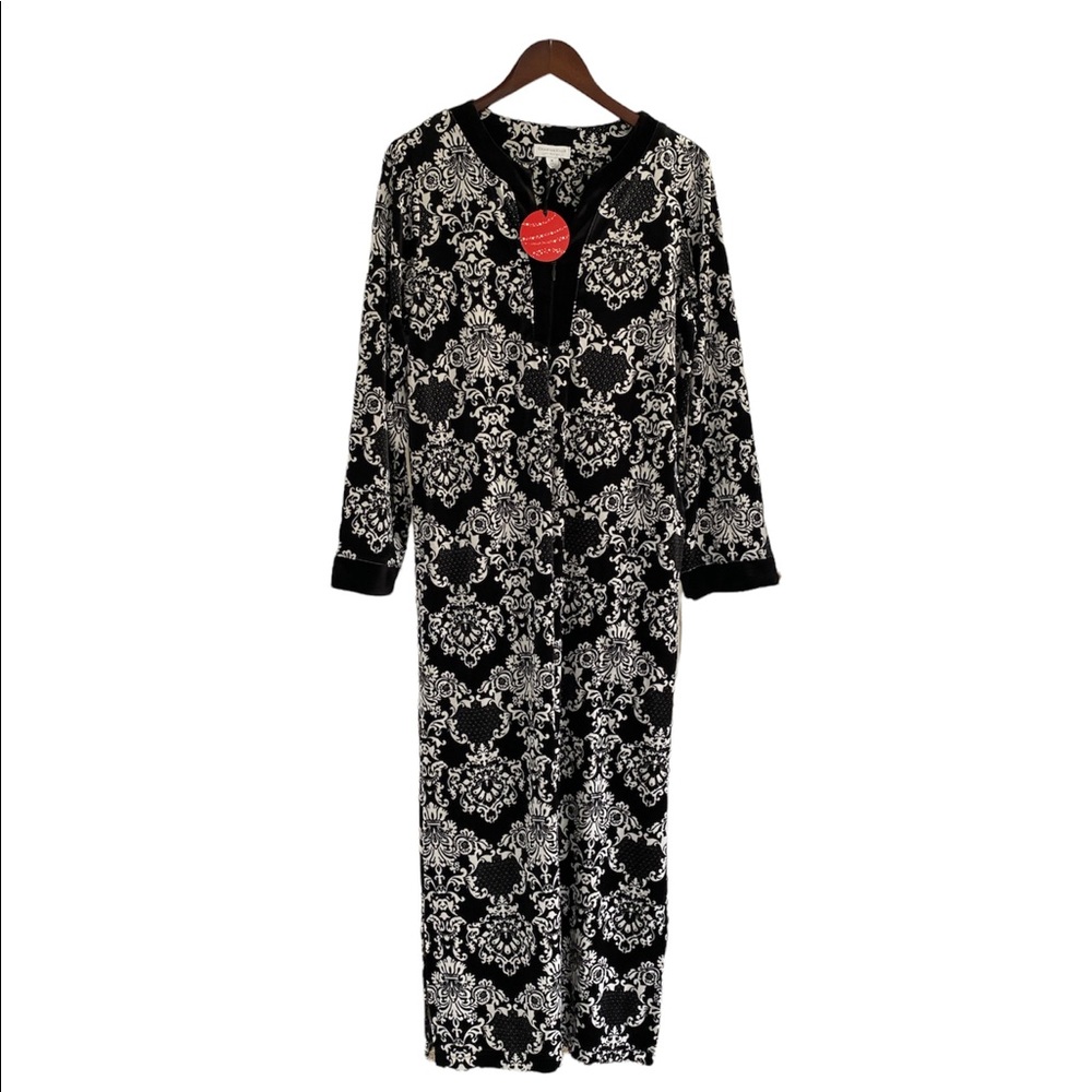 BRAND NEW ROBE
